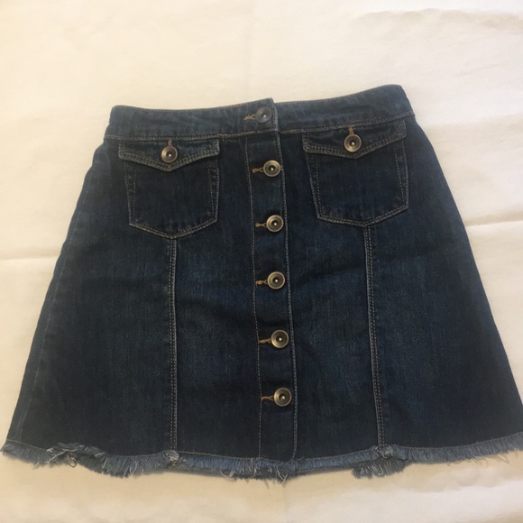 Girl’s Button Down Denim Skirt Sz 10-11 yrs - Picture 1 of 4